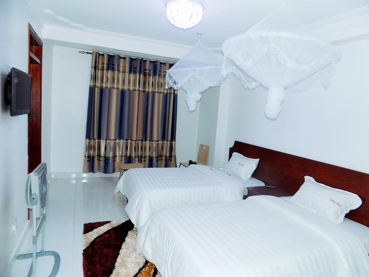 Sunrise Hotel Kampala Exteriér fotografie