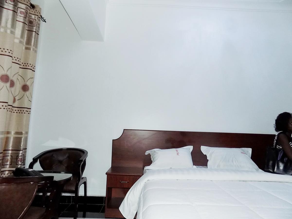 Sunrise Hotel Kampala Exteriér fotografie