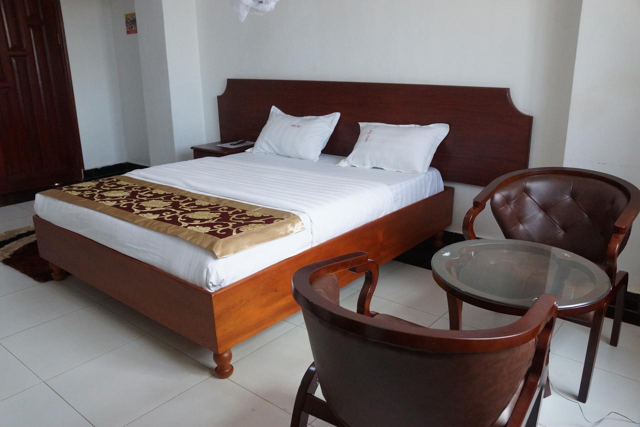 Sunrise Hotel Kampala Exteriér fotografie