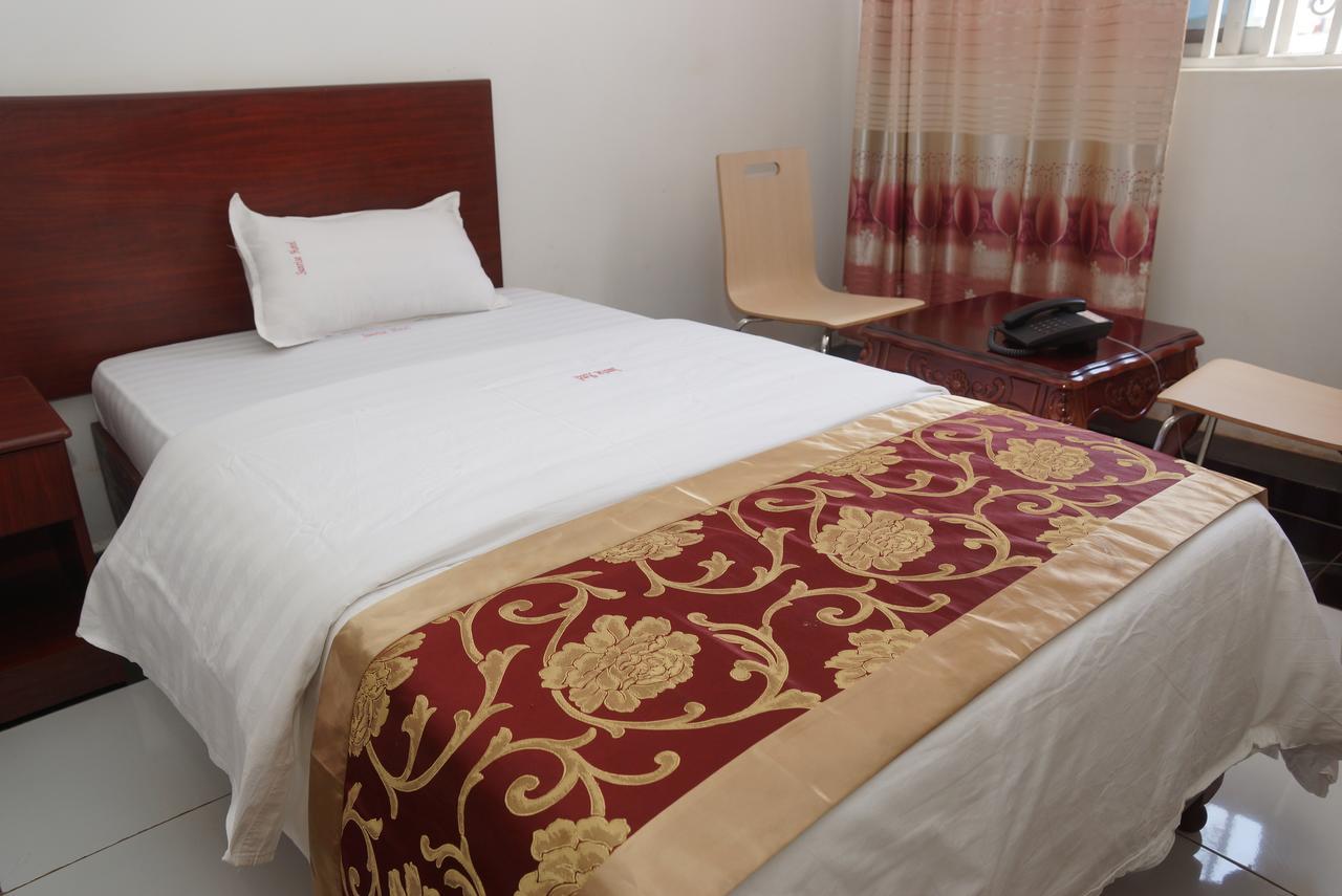 Sunrise Hotel Kampala Exteriér fotografie