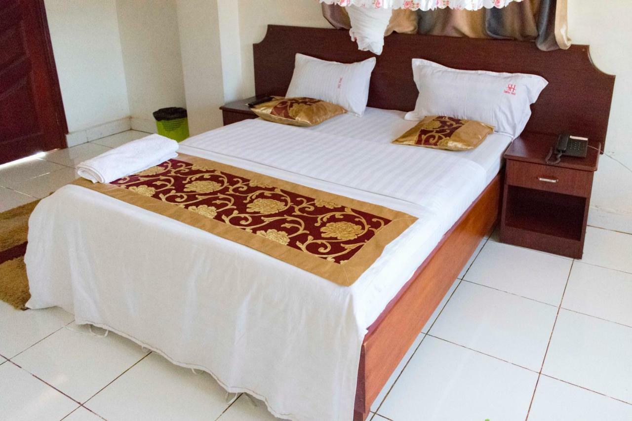 Sunrise Hotel Kampala Exteriér fotografie